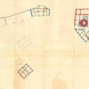 Obr. 26-4: Veveří - hrad 1962. Vývojové schéma 1. nadzemního patra hradu podle L. Lancingera a F. Kašičky  (Lancinger, L. – Kašička, F. 1962: Státní hrad Veveří. Rukopis pasportu, Státní ústav pro rekonstrukci památkových měst a objektů).