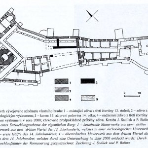 Obr. 30: Veveří - hrad 2002. Nástin vývojového schématu staré části hradu podle P. Boliny, J. Doležela, P. Fedora a J. Sadílka (Bolina, P. – Doležel, J. – Fedor, P. – Sadílek, J. 2002: K otázkám stavebního vývoje hradu Veveří ve středověku, Casteologica Bohemica 8, Praha, 315-338).
